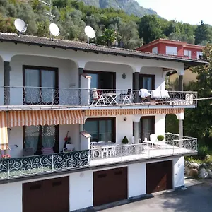  Appartement Caravina Italië