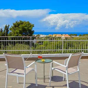  Vakantiehuis Casa Del Melograno Con Idromassaggio E Giardino Italië